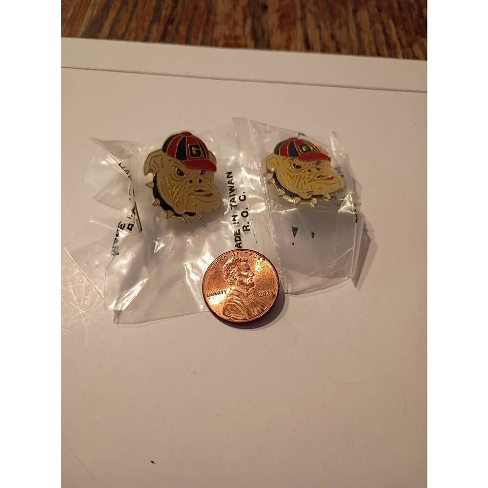 Lot 2 Vintage University Georgia Bulldogs Bulldog Head Enamel Pin Hat Lapel NCAA
